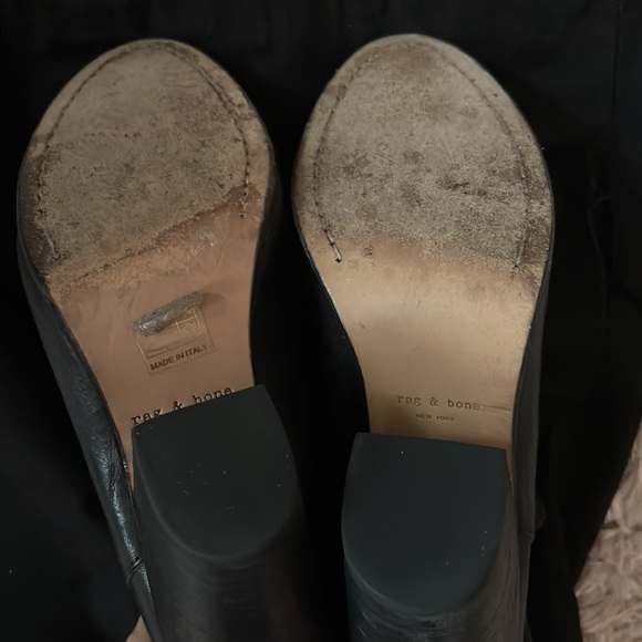 Authentic Rag & Bone Harrow Ankle Boot black leather bootie with duster. - Picture 3 of 5